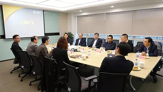 复旦大学治理学院院长陆雄文教授一行莅临威客电竞VKGAME旅行指导